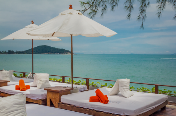 รับประทานอาหารค่ำสุดพิเศษที่โปรแกรม NIKKI BEACH RESORT